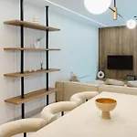 Destino Residencies וילה לוטראקי