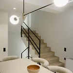 Destino Residencies לוטראקי