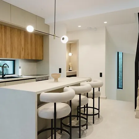 Villa Destino Residencies