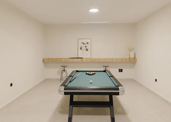 Villa Destino Residencies *