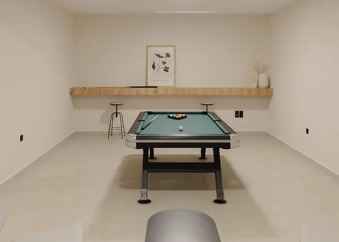 Destino Residencies * Лоутраки